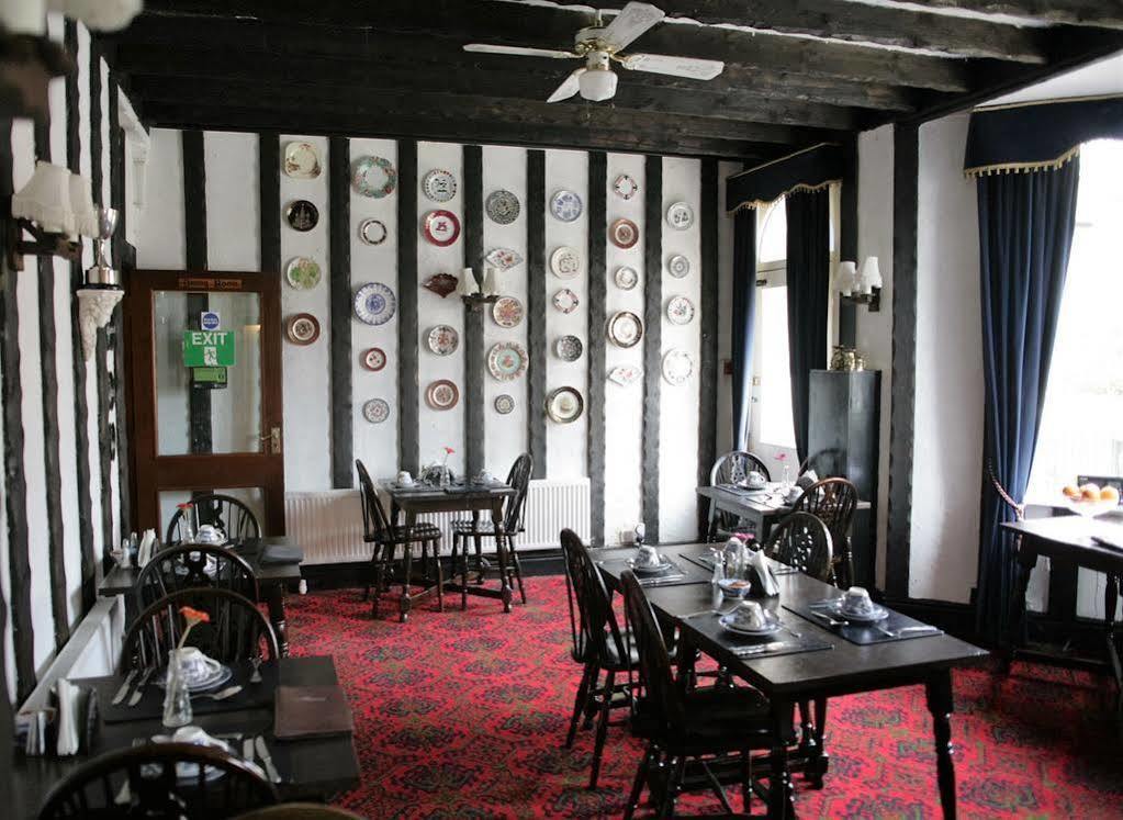 Hamilton Court Hotel Chester Exterior photo